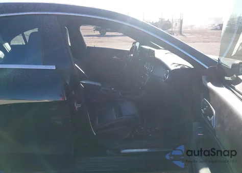 2018 Mercedes-Benz Cla 250 из США, поврежденный, VIN WDDSJ4EB1JN586970